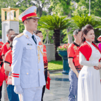 King Coffee Thành Kính Dâng Hương Tại Lăng Chủ Tịch Hồ Chí Minh – Đời Đời Nhớ Ơn Bác